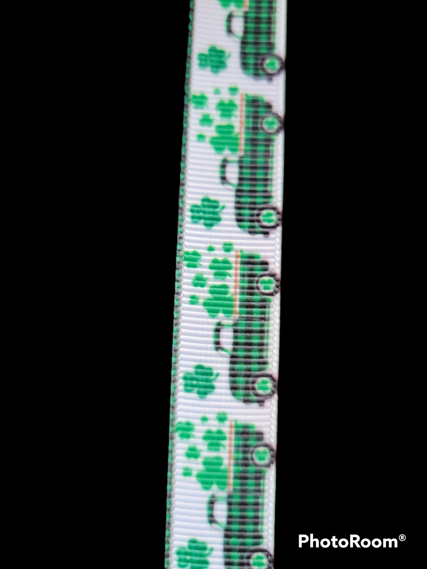 Pickup Truck with Clovers