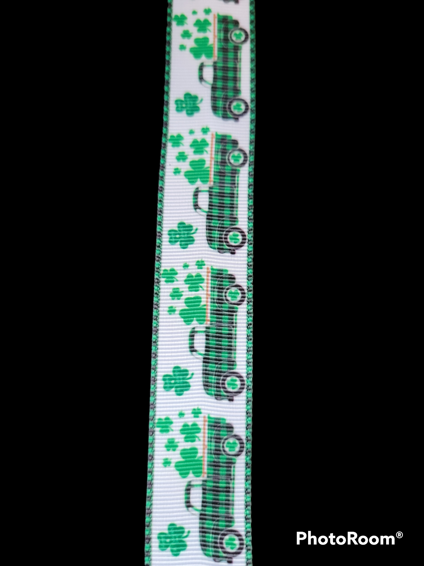 Pickup Truck with Clovers